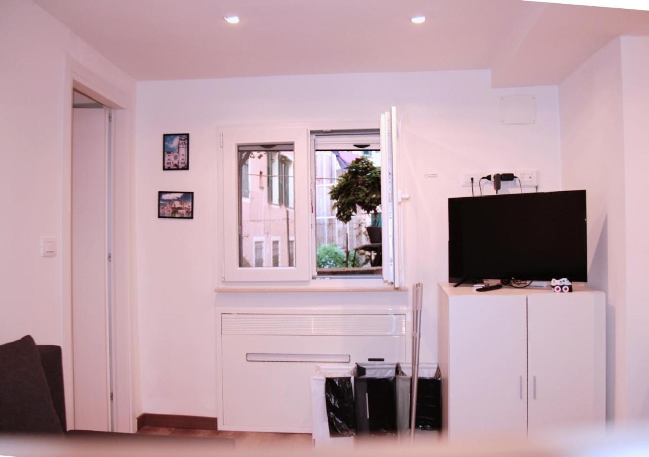 La Casa Di Aly Apartment เจนัว ภายนอก รูปภาพ