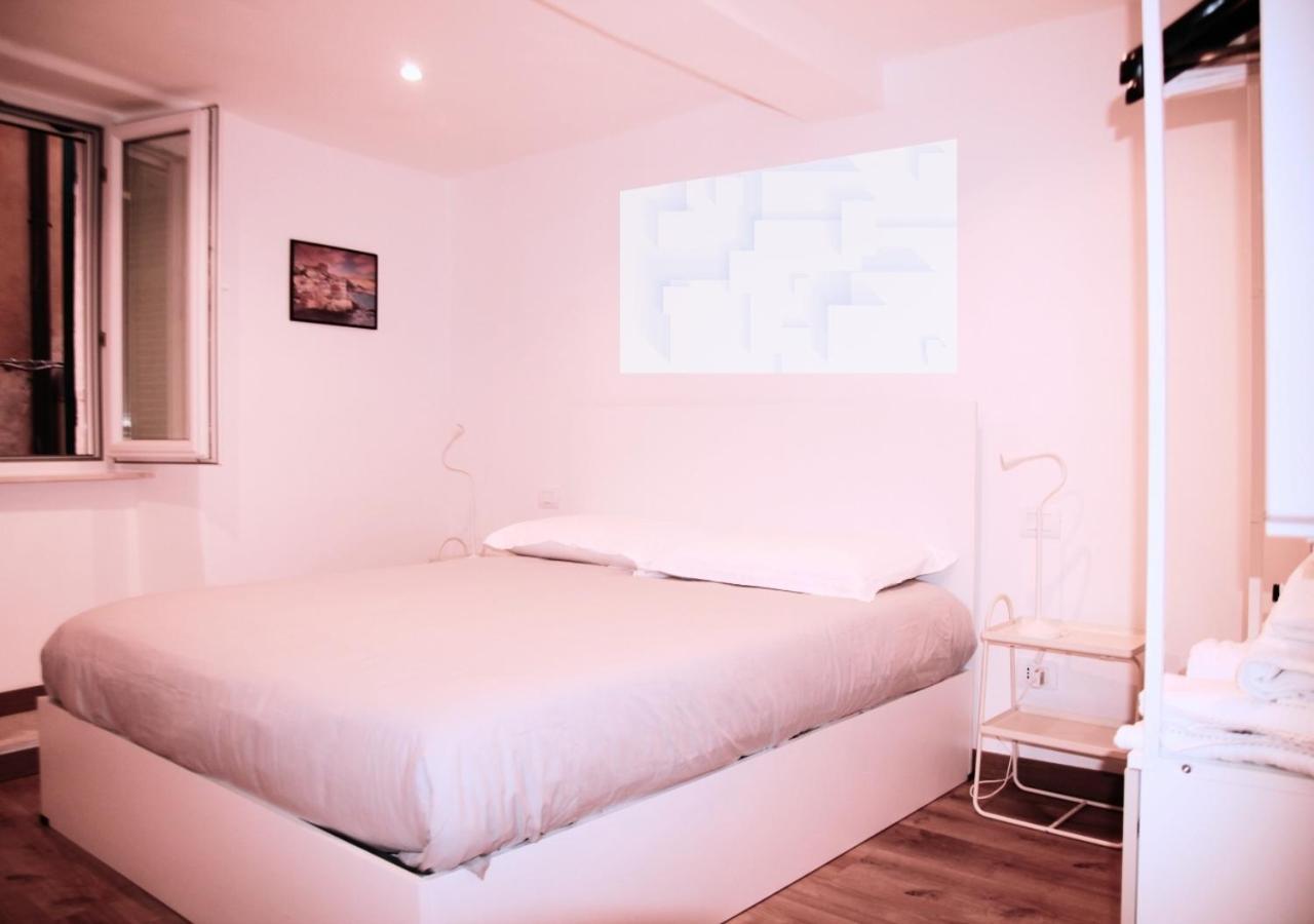 La Casa Di Aly Apartment เจนัว ภายนอก รูปภาพ