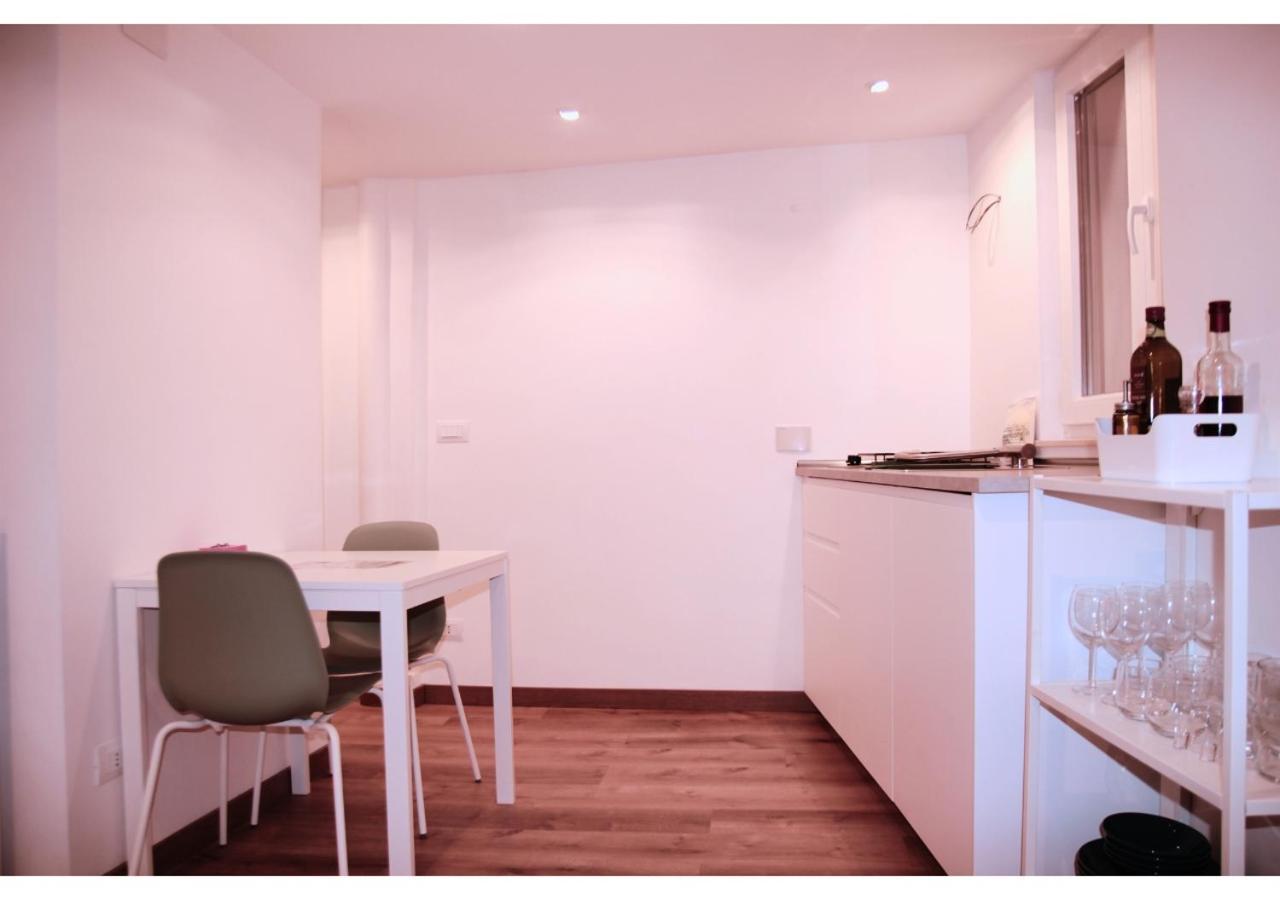 La Casa Di Aly Apartment เจนัว ภายนอก รูปภาพ