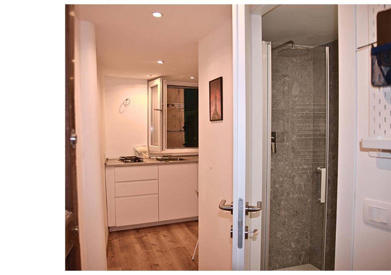 La Casa Di Aly Apartment เจนัว ภายนอก รูปภาพ